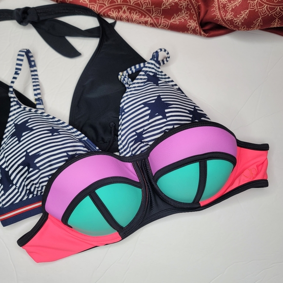 Swimsuit Tops Bundle Size Large - Picture 2 of 12